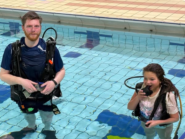 2102_trydive5